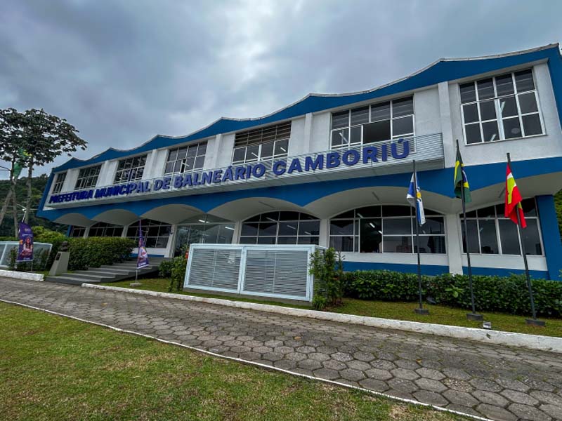 prefeitura de balneario camboriu predio