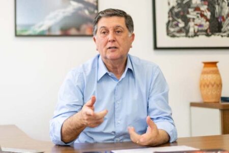 Topázio Neto é multado por descumprimento de decisão sobre terminais de integração