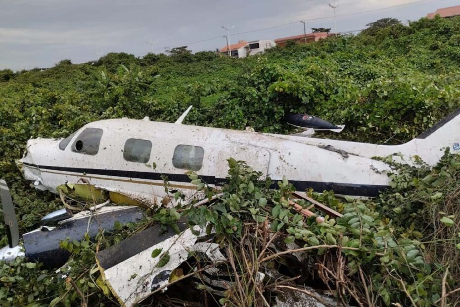 aviao porto belo cai