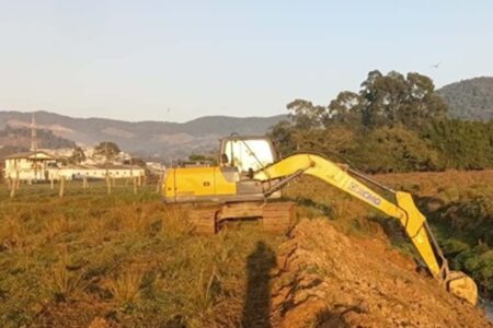 Palhoça: Programa de Prevenção de Enchentes realiza nova ação no bairro Bela Vista