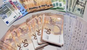 Operação cumpre 17 mandados contra fraudes em licitações e corrupção em municípios catarinenses