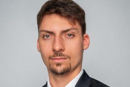 Jair Renan Bolsonaro anuncia pré-candidatura a deputado federal por Santa Catarina