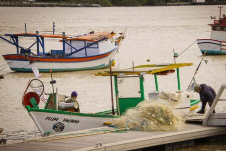 Pescadores de Navegantes terão auxílio gratuito na regularização de embarcações