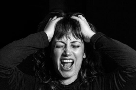 Ana Paula Beling lança primeiro single do álbum autoral ‘Fêmea-Motriz’