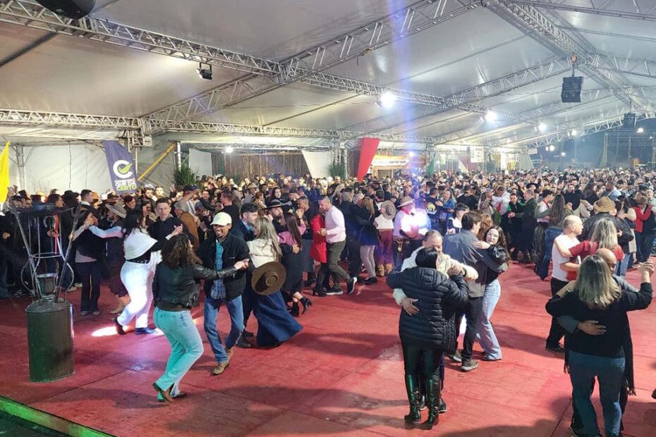Acampamento Farroupilha camboriu hojesc
