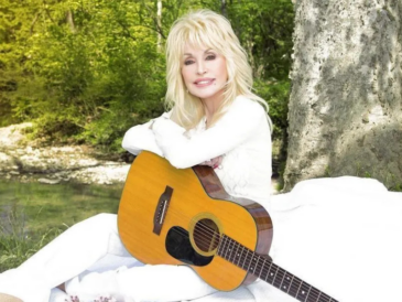Dolly Parton, lenda da música country, morre aos 80 anos