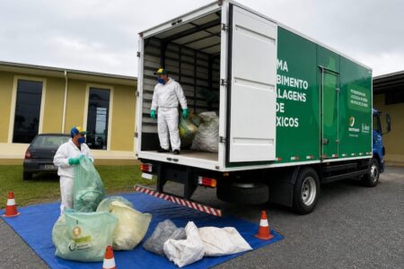 Chegou a vez dos produtores do Oeste catarinense fazerem a devolução das embalagens de agrotóxicos