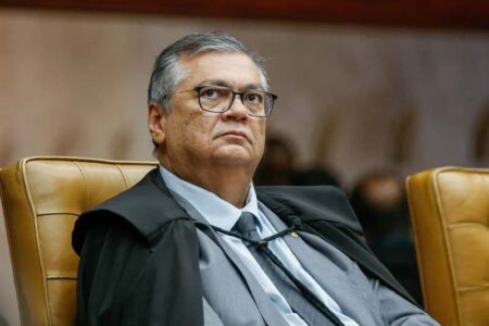 Dino determina recolocação de Andrei Rodrigues na chefia da Polícia Federal