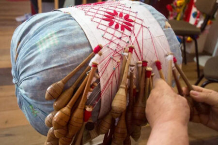 Entre Piques e Bilros: Centro Cultural Bento Silvério recebe mostra artesanal
